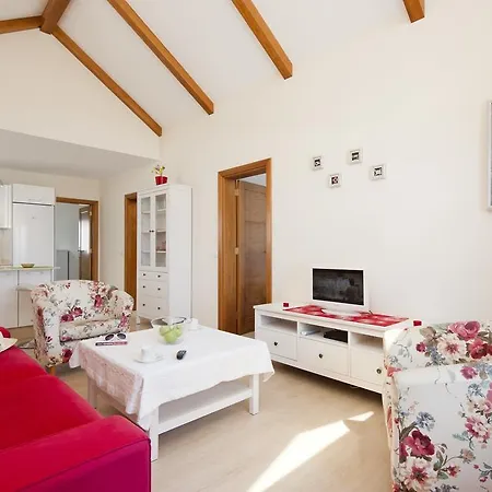 Casita Burgao Punta Mujeres