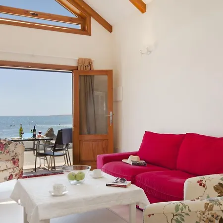Casita Burgao 公寓